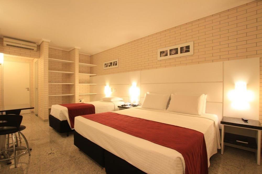 Hotel Confiance Soho Batel Курітіба Екстер'єр фото