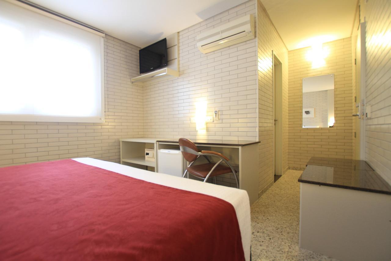 Hotel Confiance Soho Batel Курітіба Екстер'єр фото