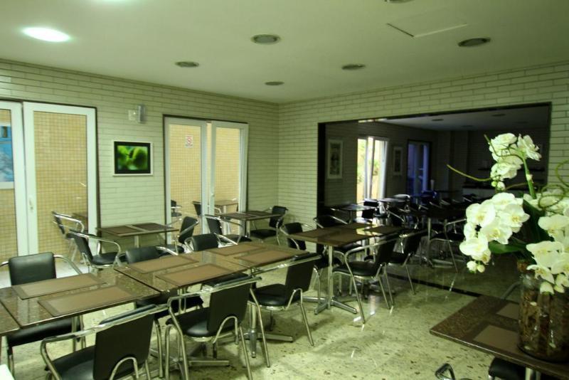 Hotel Confiance Soho Batel Курітіба Екстер'єр фото