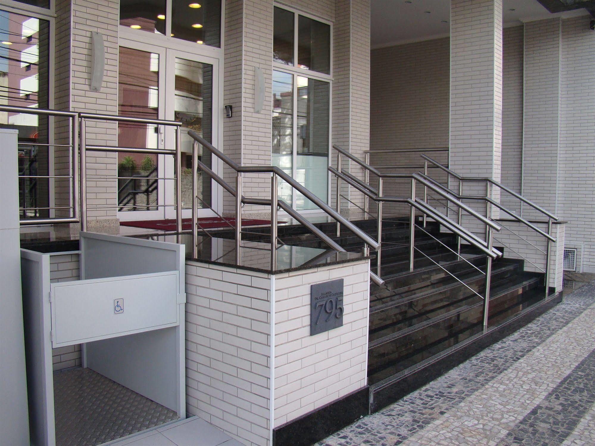 Hotel Confiance Soho Batel Курітіба Екстер'єр фото